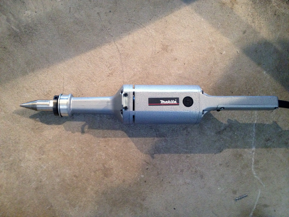 Straight clearance grinder polisher